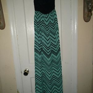 sleeveless Maxi dress